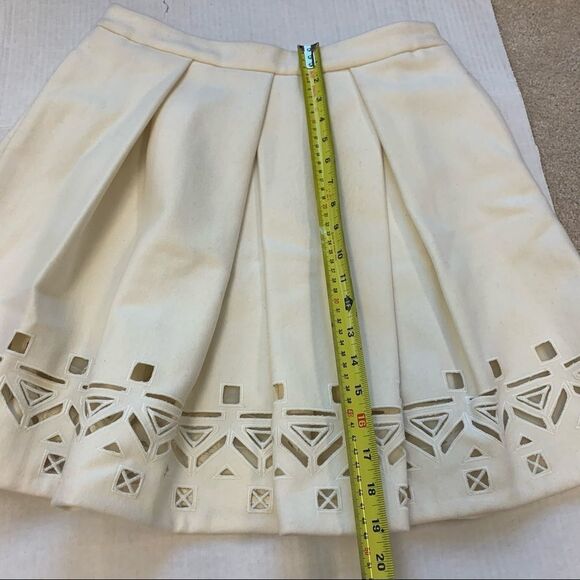 Catherine Malandrino cream Bryony Lasercut Skirt - Picture 8 of 9